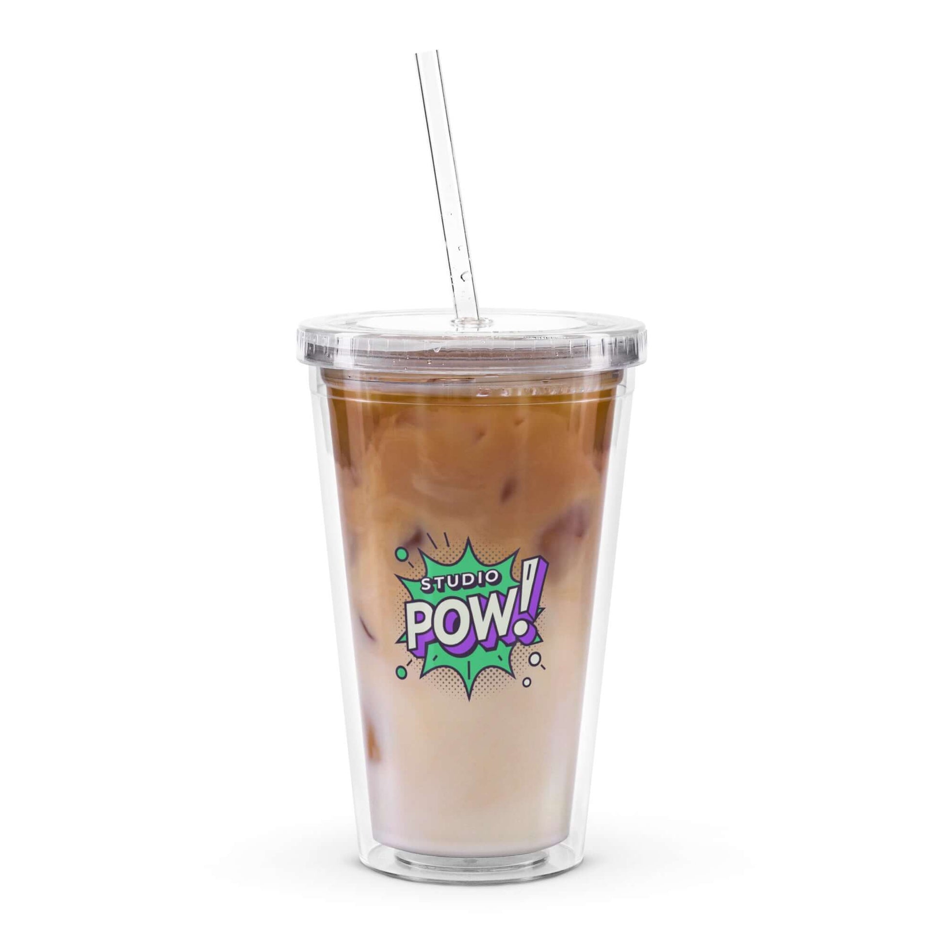 Doppelwandiger und isolierender Acryl Cup mit Strohhalm und Studio POW! Logo und einem Fassungsvermögen von 590 ml für Kaltgetränke, Matcha und Iced Coffee.